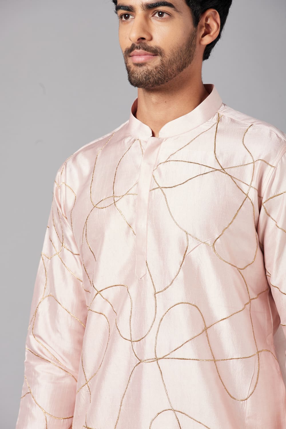 Ilaria Gold Zari Abstract Embroidered Peach Kurta by Hilo Design - Distacart