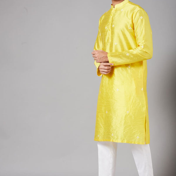 Saanjh Yellow Embroidered Kurta by Hilo Design - Distacart