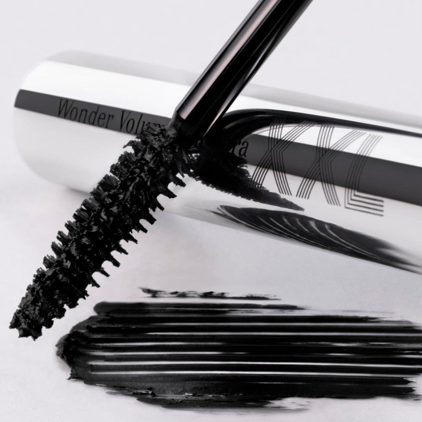 Clarins Wonder Volume Mascara XXL - Distacart