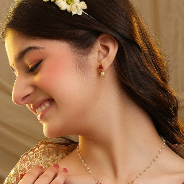 Ruby Raang Rani Pearl Haar Set