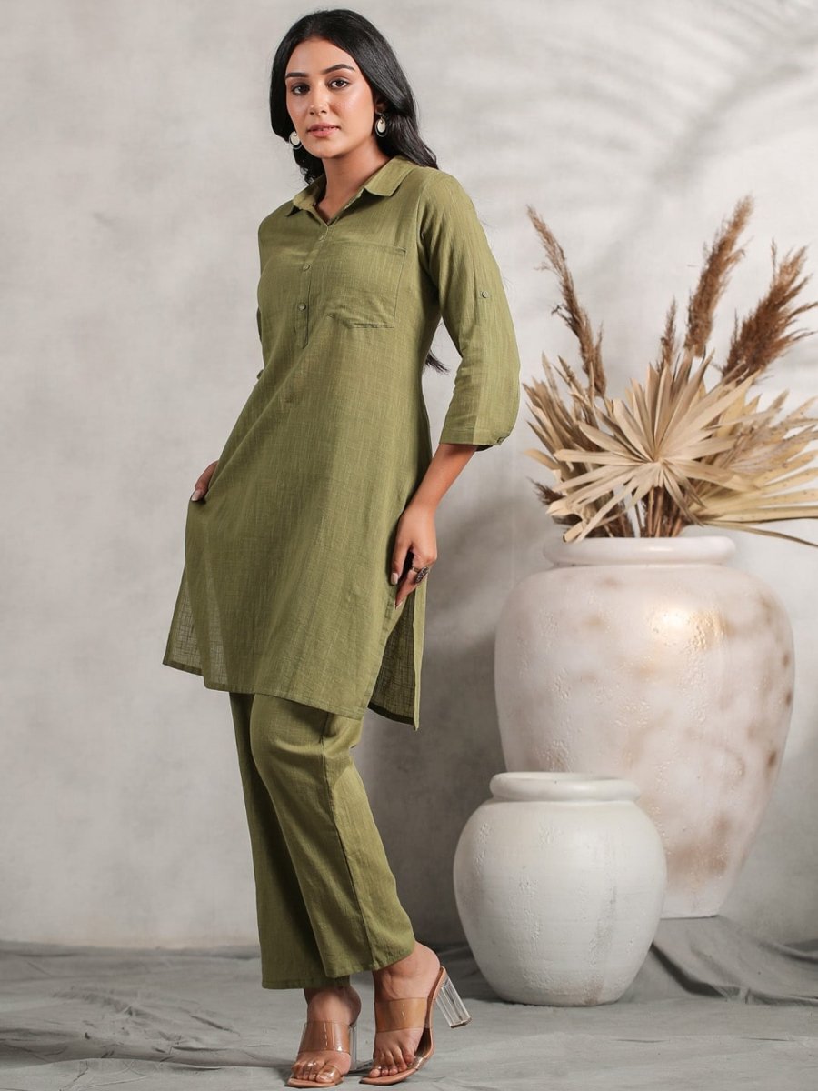 Anubhutee Shirt Collar Cuffed Sleeves Fusion Pure Cotton Kurta with Trousers - Distacart