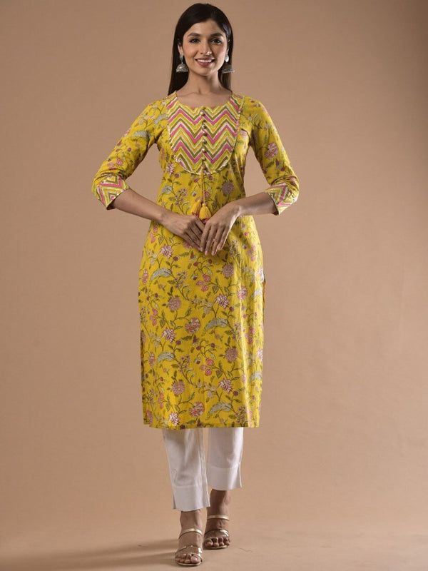 Swasti Women Yellow & Pink Floral Printed Straight Kurta - Distacart