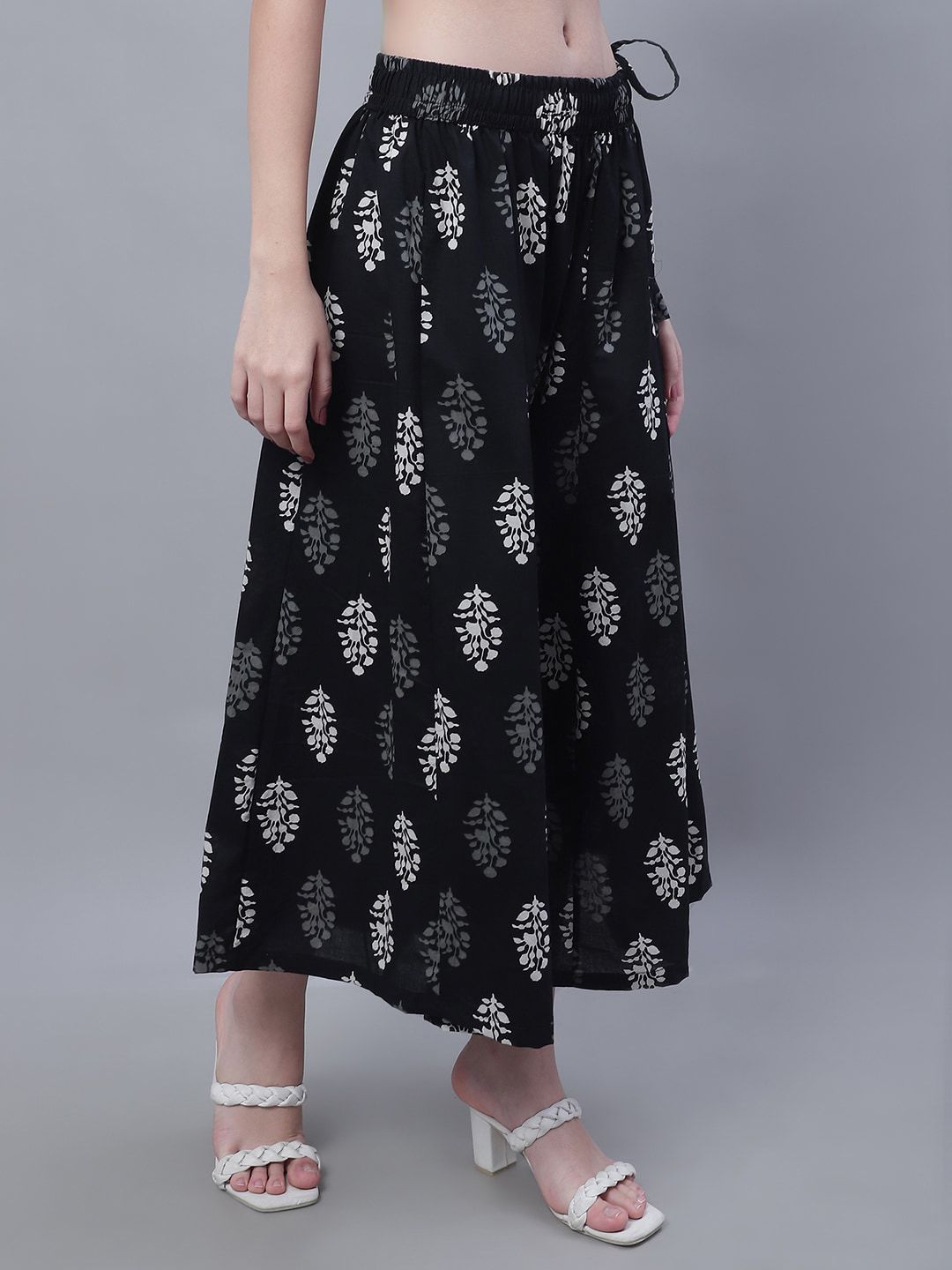 TAG 7 Women Floral Printed Flared Palazzos - Distacart