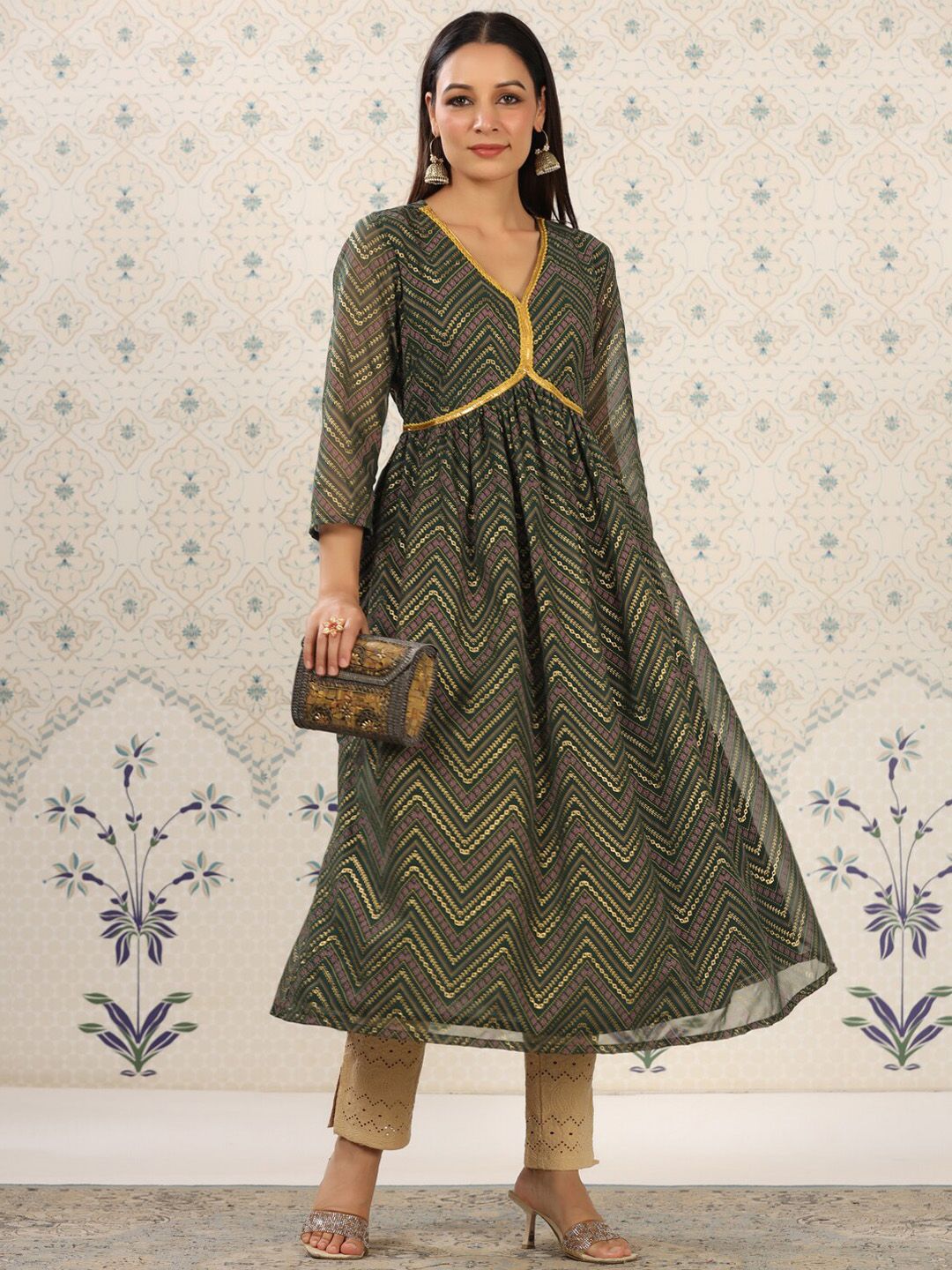 Ode by House of Pataudi Ethnic Motifs Printed V-Neck Thread Work Empire Anarkali Kurta - Distacart