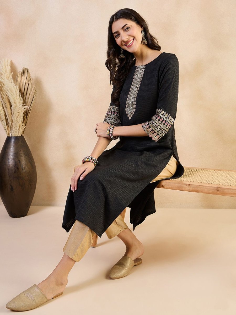 Anouk Abstract Printed Thread Work Cotton A-Line Kurta