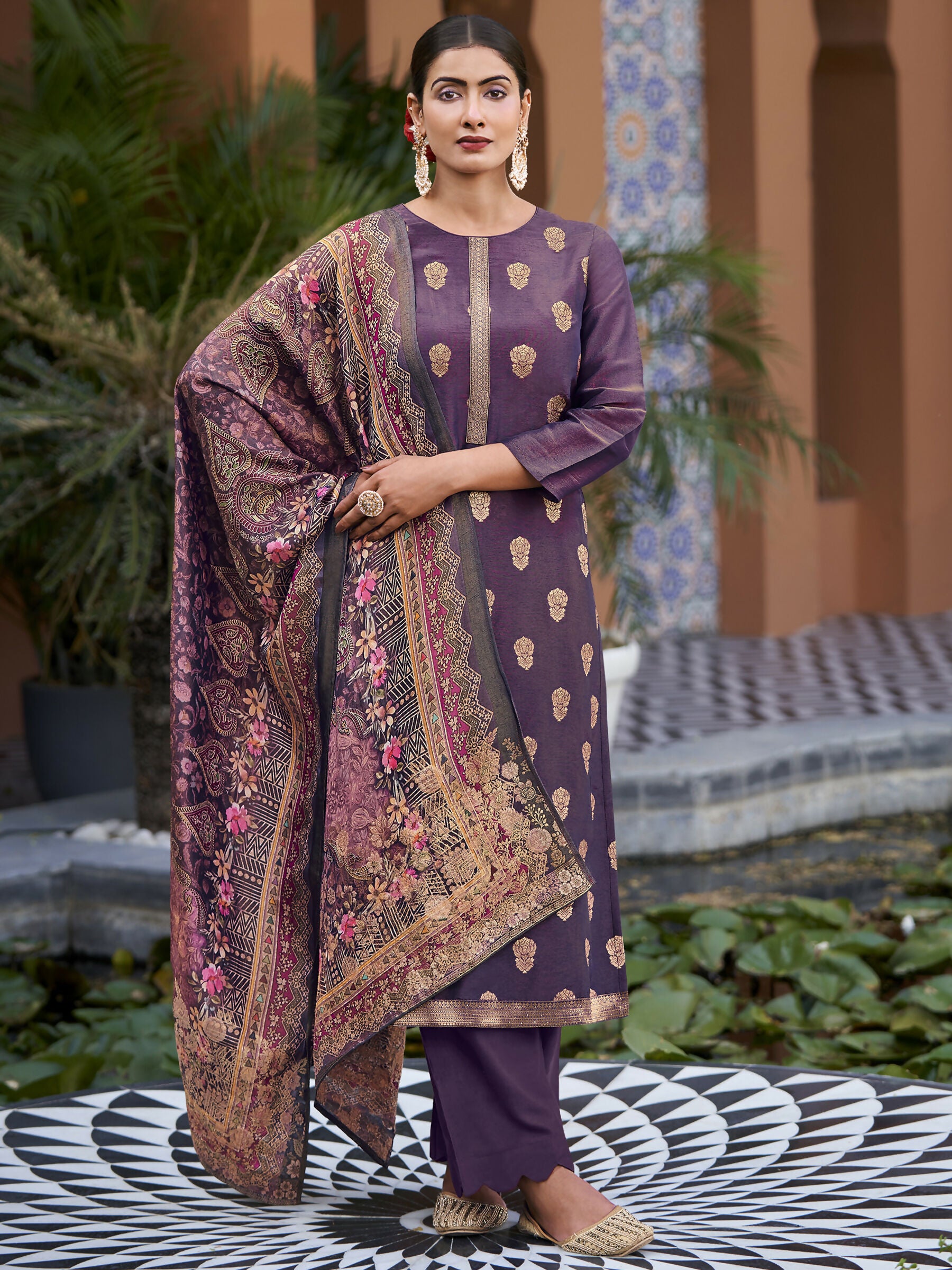 Jyoti Fashion Women's Purple Pure Silk Elegant Jacquard Woven Kurta with Trouser & Dupatta - Distacart