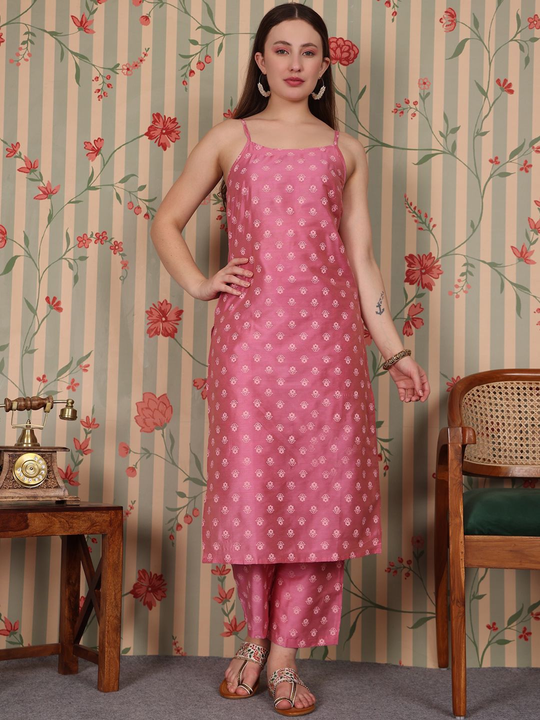 Ode by House of Pataudi Floral Printed Regular Kurta with Trousers - Distacart