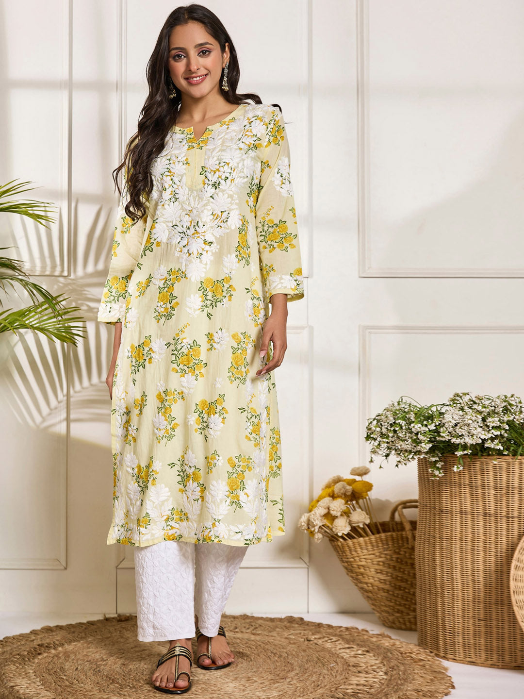 HOUSE OF KARI Floral Embroidered Chikankari Pure Cotton Kurta - Distacart