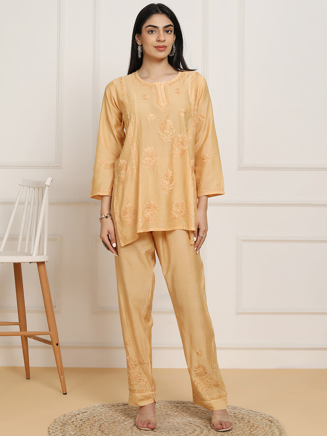 HOUSE OF KARI Floral Embroidered Chikankari Chanderi Silk Straight Kurti with Trousers - Distacart