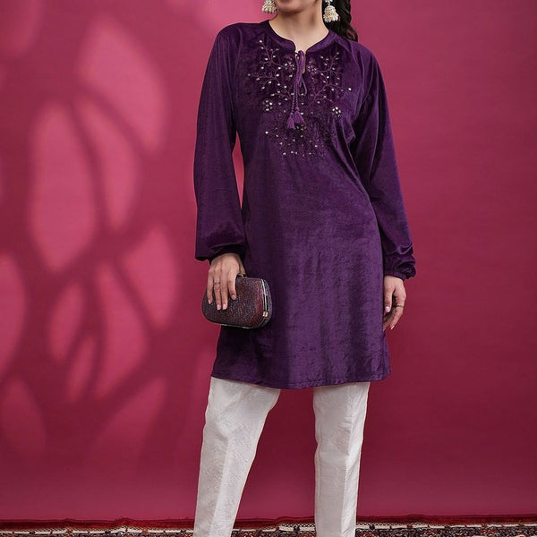 Vishudh Purple Floral Embroidered Sequined Straight Kurta - Distacart