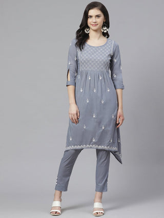 ADA Women Grey & White Chikankari Embroidered Sustainable Handloom Kurta with Trousers - Distacart