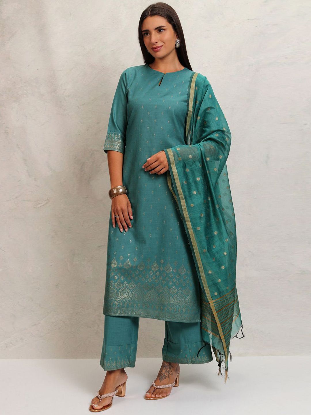 Vishudh Ethnic Motifs Printed Keyhole Neck Straight Kurta With Palazzos & Dupatta - Distacart