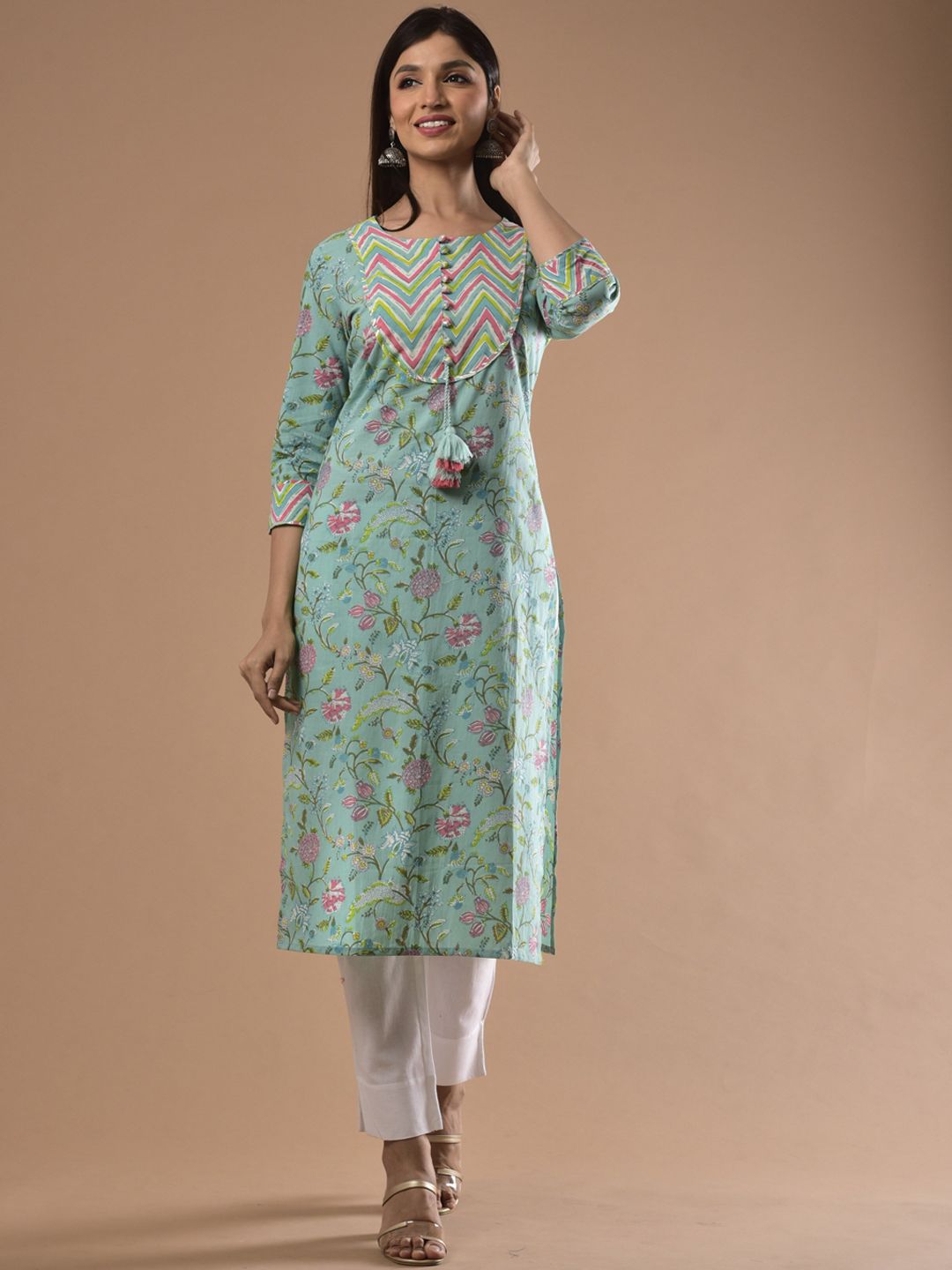 Swasti Women Green Floral Printed Keyhole Neck Thread Work Floral Kurta - Distacart