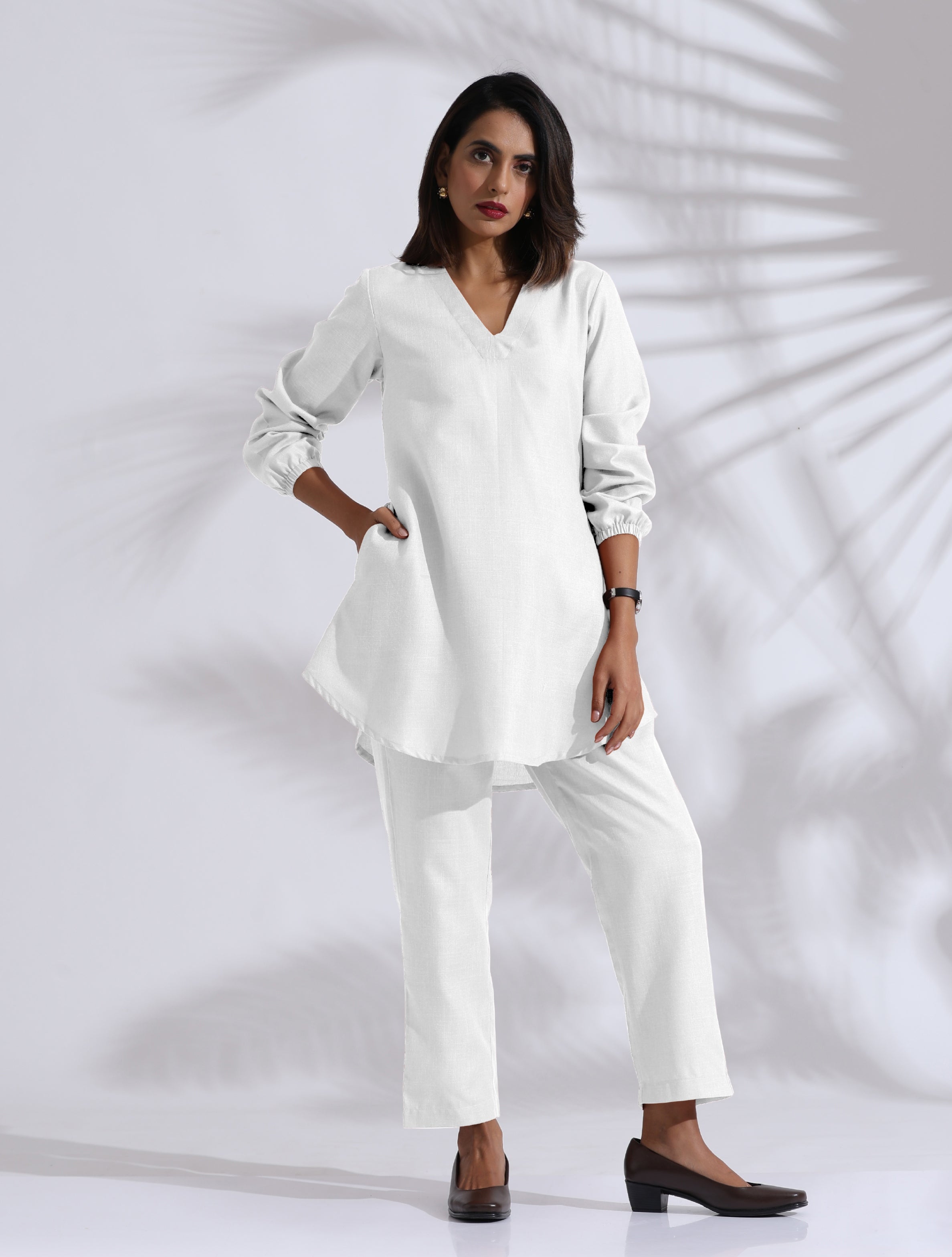 trueBrowns White Cotton Blend Co-ord Set - Distacart