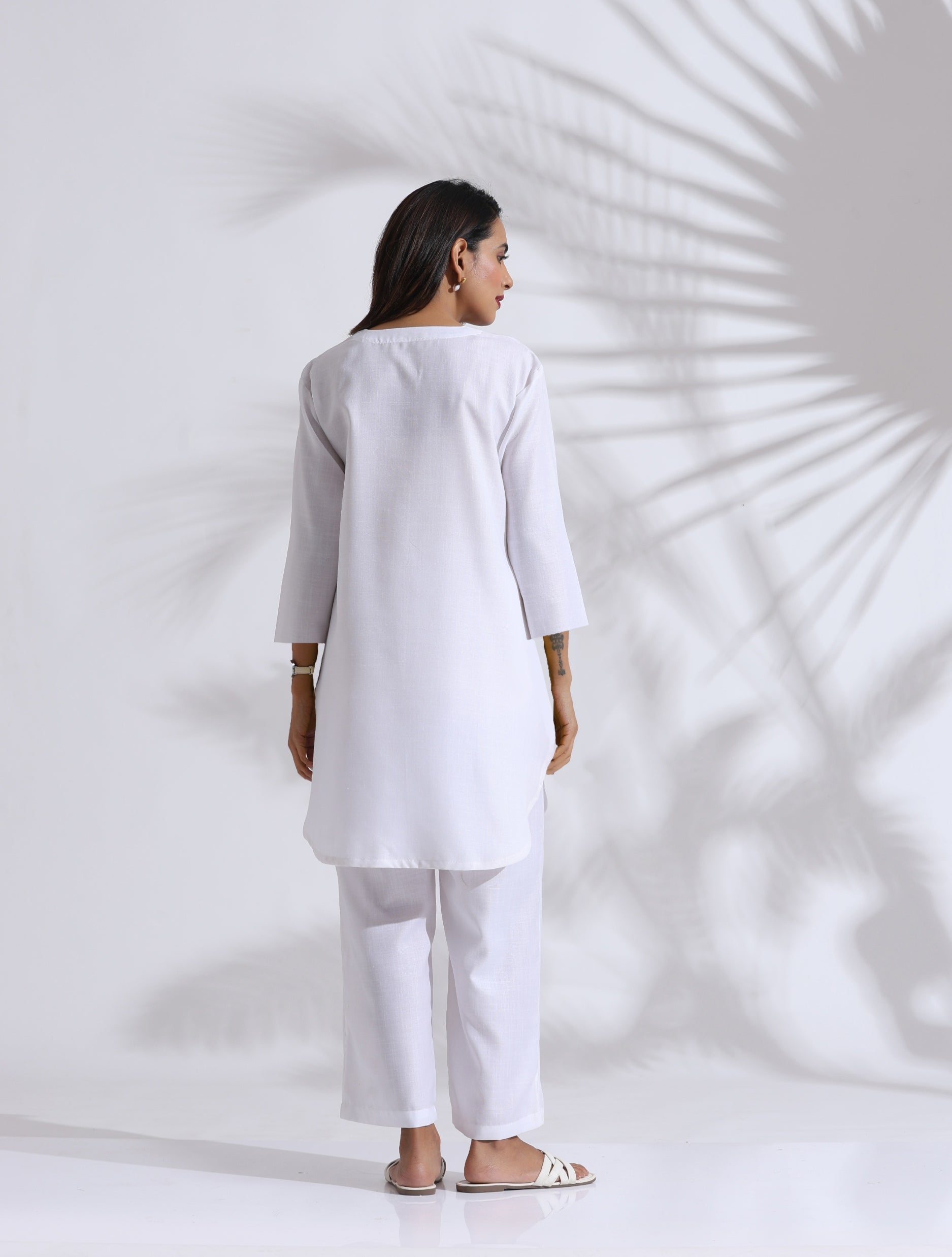 trueBrowns White Slub Kurta Co-ord Set - Distacart