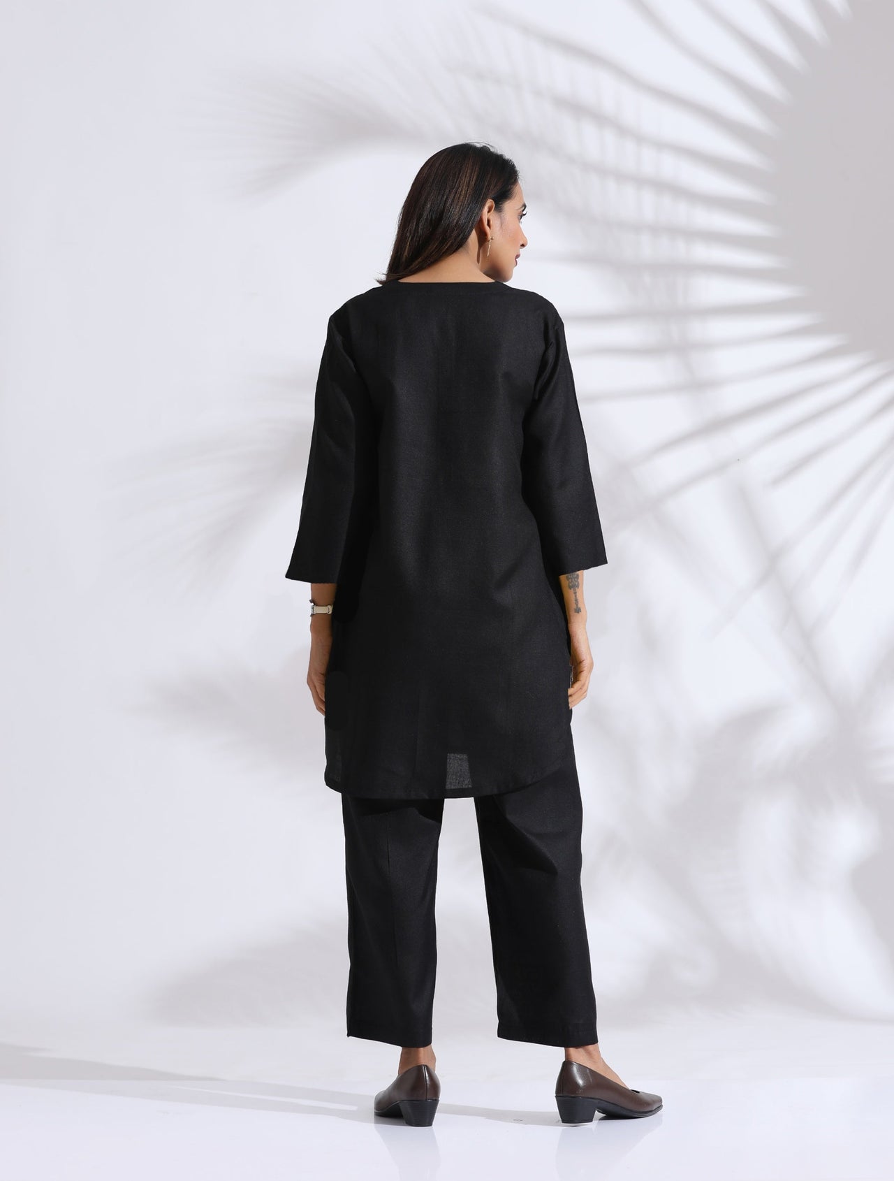 trueBrowns Black Slub Kurta Co-ord Set
