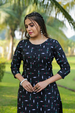 Thumbnail for Malishka Women's Black Cotton Blend Digital Print Kurta Set - Distacart
