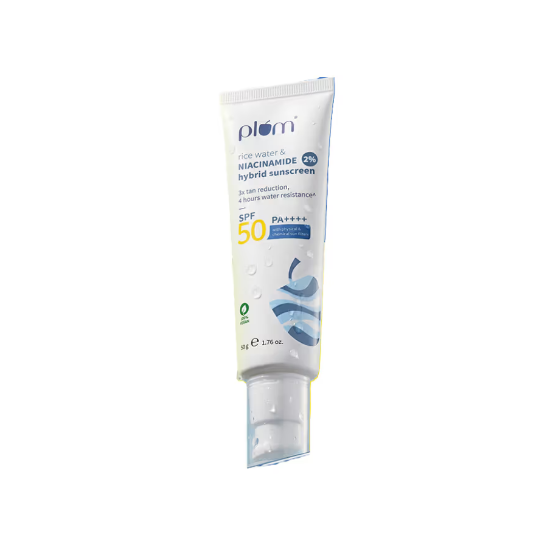 Plum 2% Niacinamide Sunscreen SPF 50 PA+++ UVA/B - Reduces Tan, No White Cast, Dermat Tested - Dista
