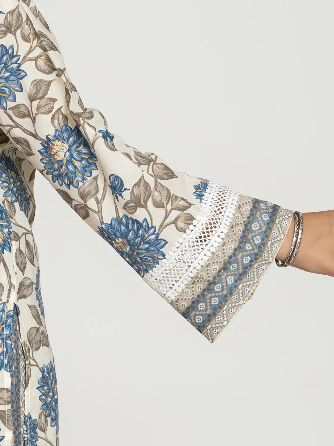 Yufta Blue And Off White Cotton Pakistani Style Kurta Dupatta Set