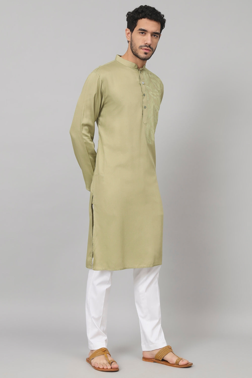 Leafy Embroidered Cotton Kurta by Hilo Design