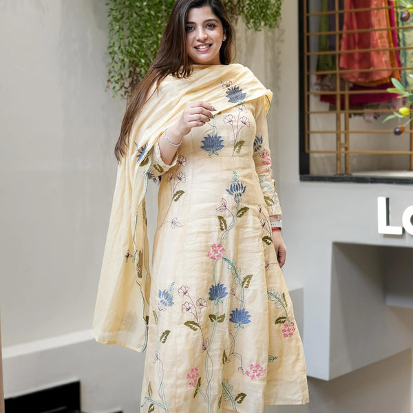 Vegaa Fashion Off White Viscose Chanderi Embroidered Salwar Suit - Distacart