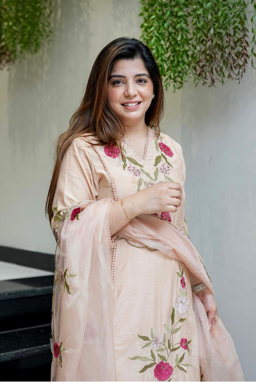 Vegaa Fashion Light Peach Chanderi Silk Embroidered Salwar Suit