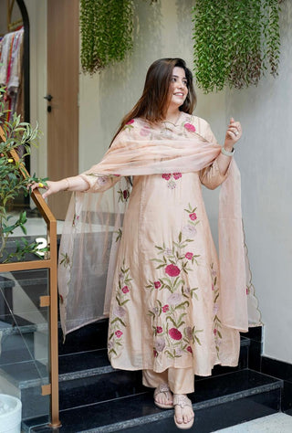 Vegaa Fashion Light Peach Chanderi Silk Embroidered Salwar Suit