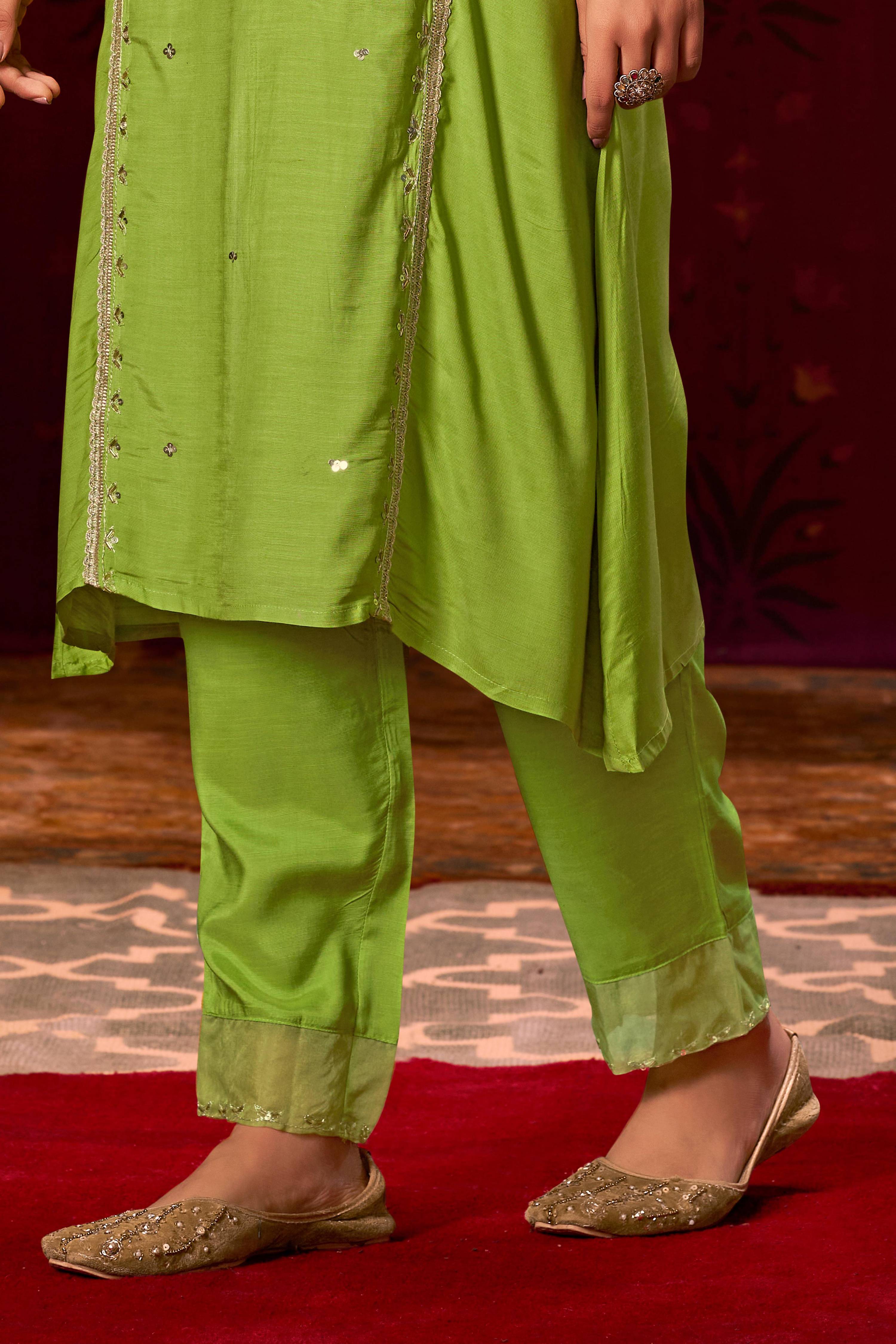 BulBul Nafisa Muslin Green Kurta Set with Dupatta