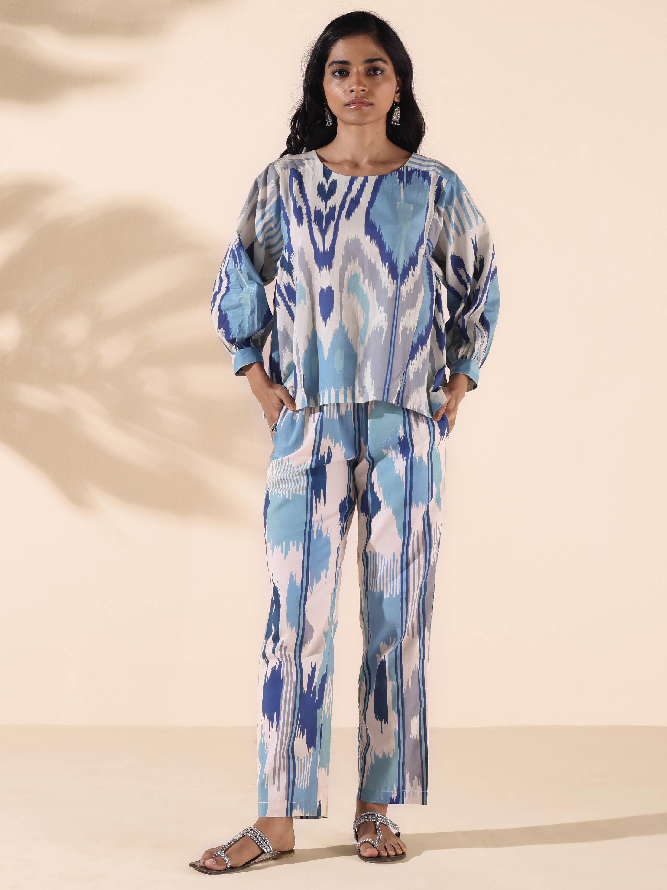 trueBrowns Blue Cotton Ikat Short Co-ord Set - Distacart