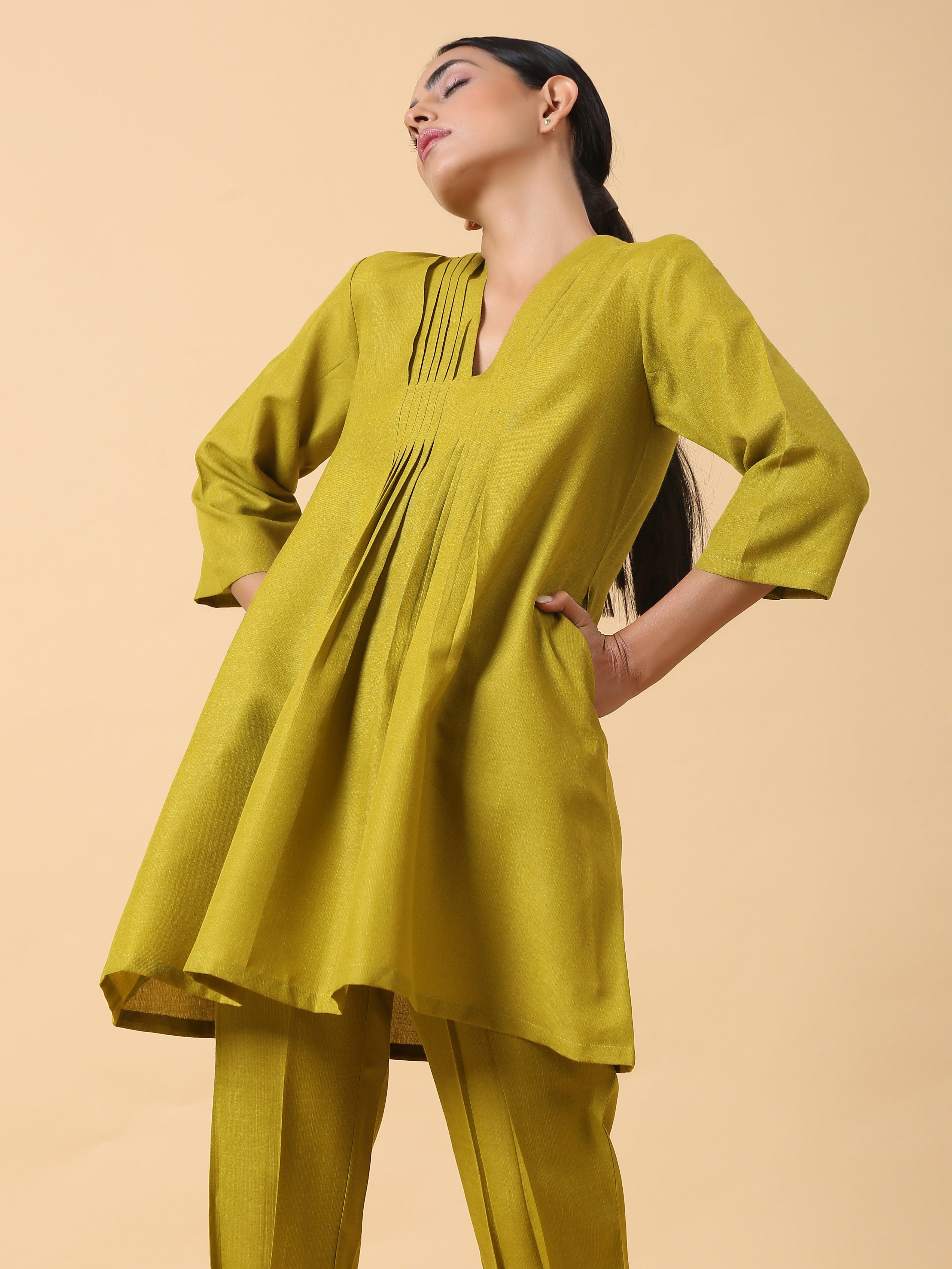 trueBrowns Cotton Linen Lime Green Pleated Co-Ord Set | Relove