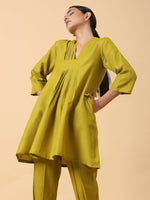 Thumbnail for trueBrowns Cotton Linen Lime Green Pleated Co-Ord Set - Distacart