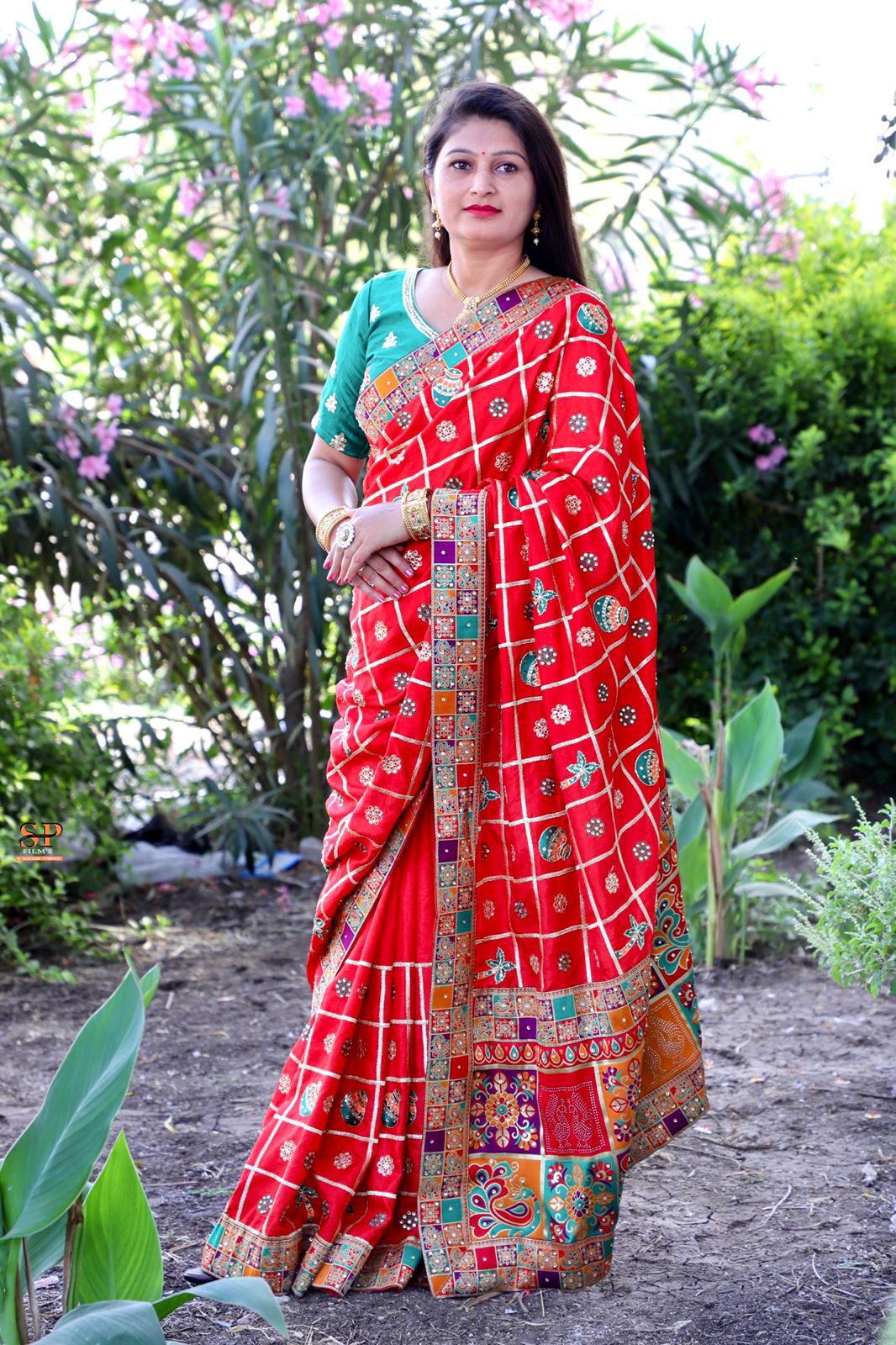 Lorenvalley Fashion Premium Red Dola Silk Embroidery and Diamond work with Jacquard Lace Border Saree - Distacart