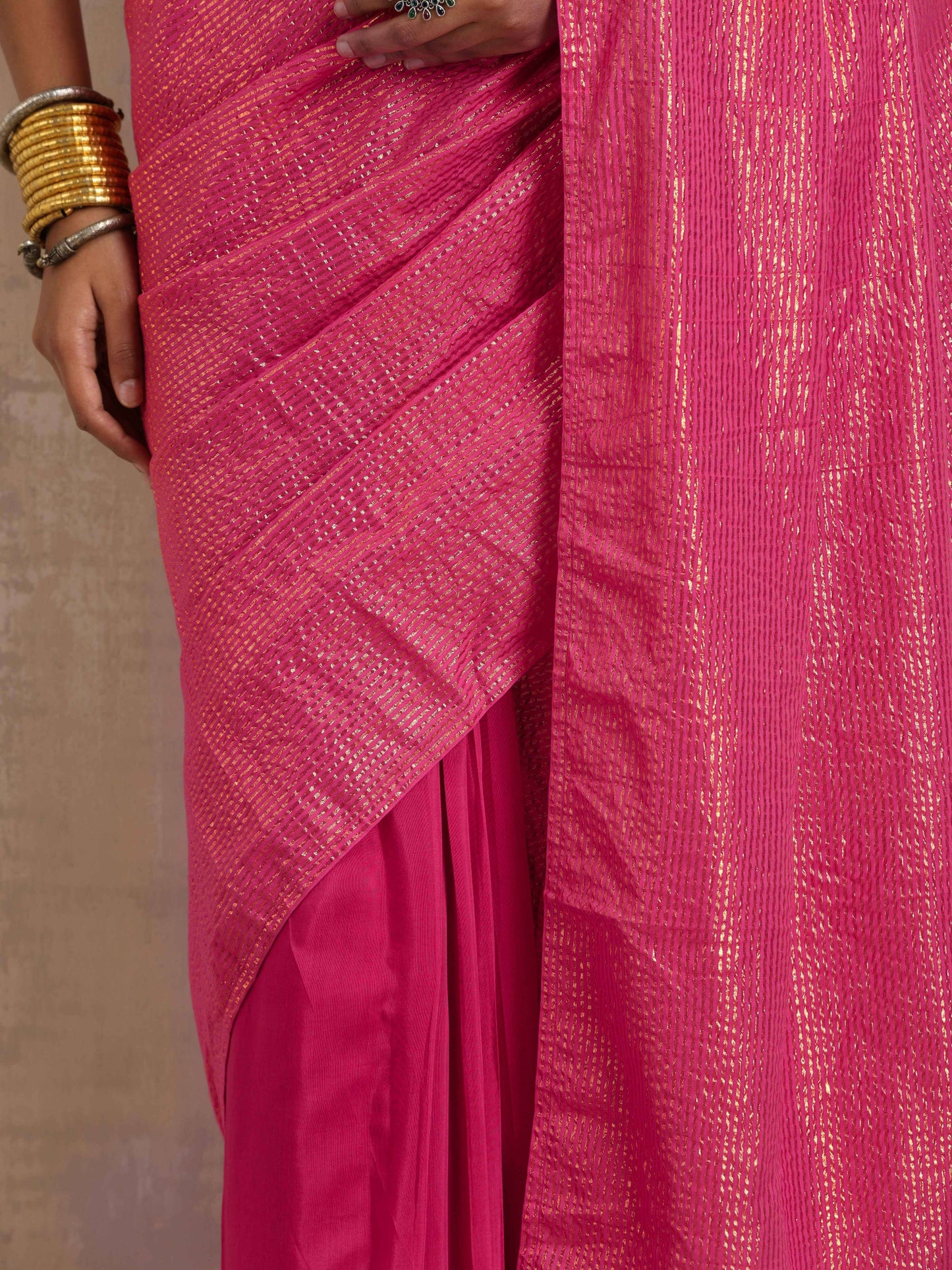 trueBrowns Pink Gold Metallic Ready To Wear Saree - Distacart