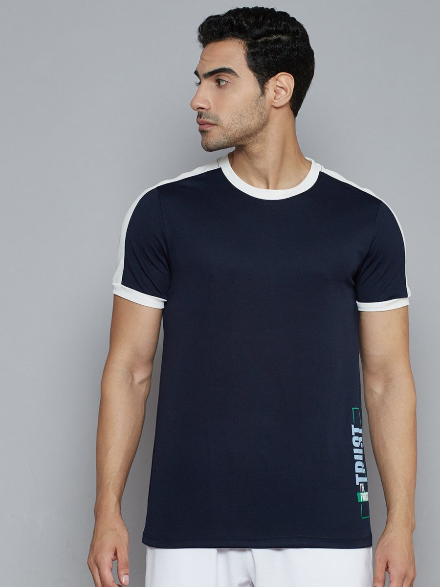 Alcis Men Navy Blue Solid Slim Fit T-shirt - Distacart