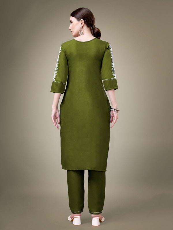 Malishka Women's Embroidered Green Cotton Blend Kurta Pant Set - Distacart
