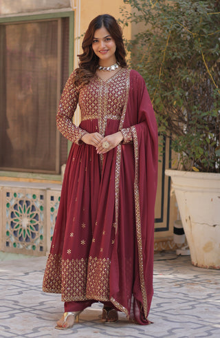 Vedant Vastram Heavy Embroidery & Sequins Work Pure Georgette Kurti Pant Set With Dupatta - Peach - Distacart