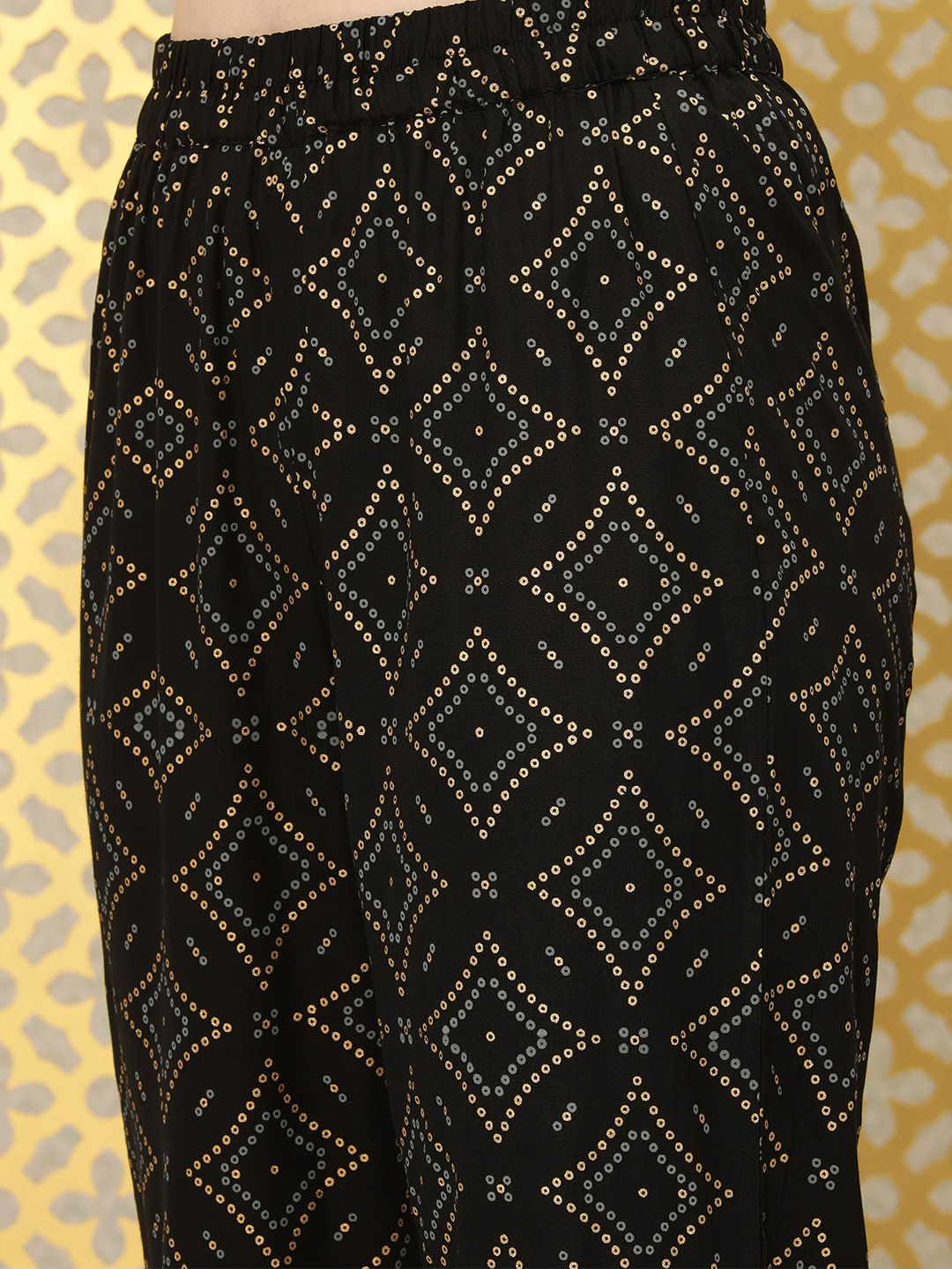 Ode by House of Pataudi Women Black Bandhani Pleated Kurta with Trousers & With Dupatta - Distacart