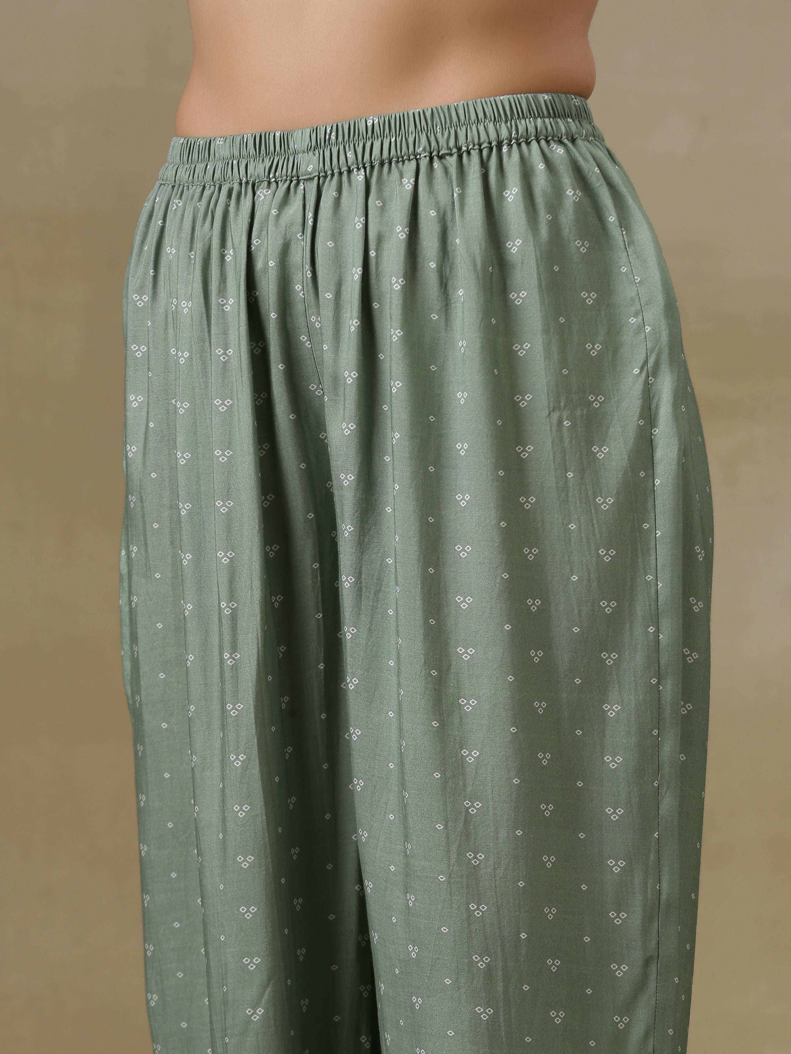 trueBrowns Light Green Bandhani Printed Silk Yoke Kurta Pant Set - Distacart