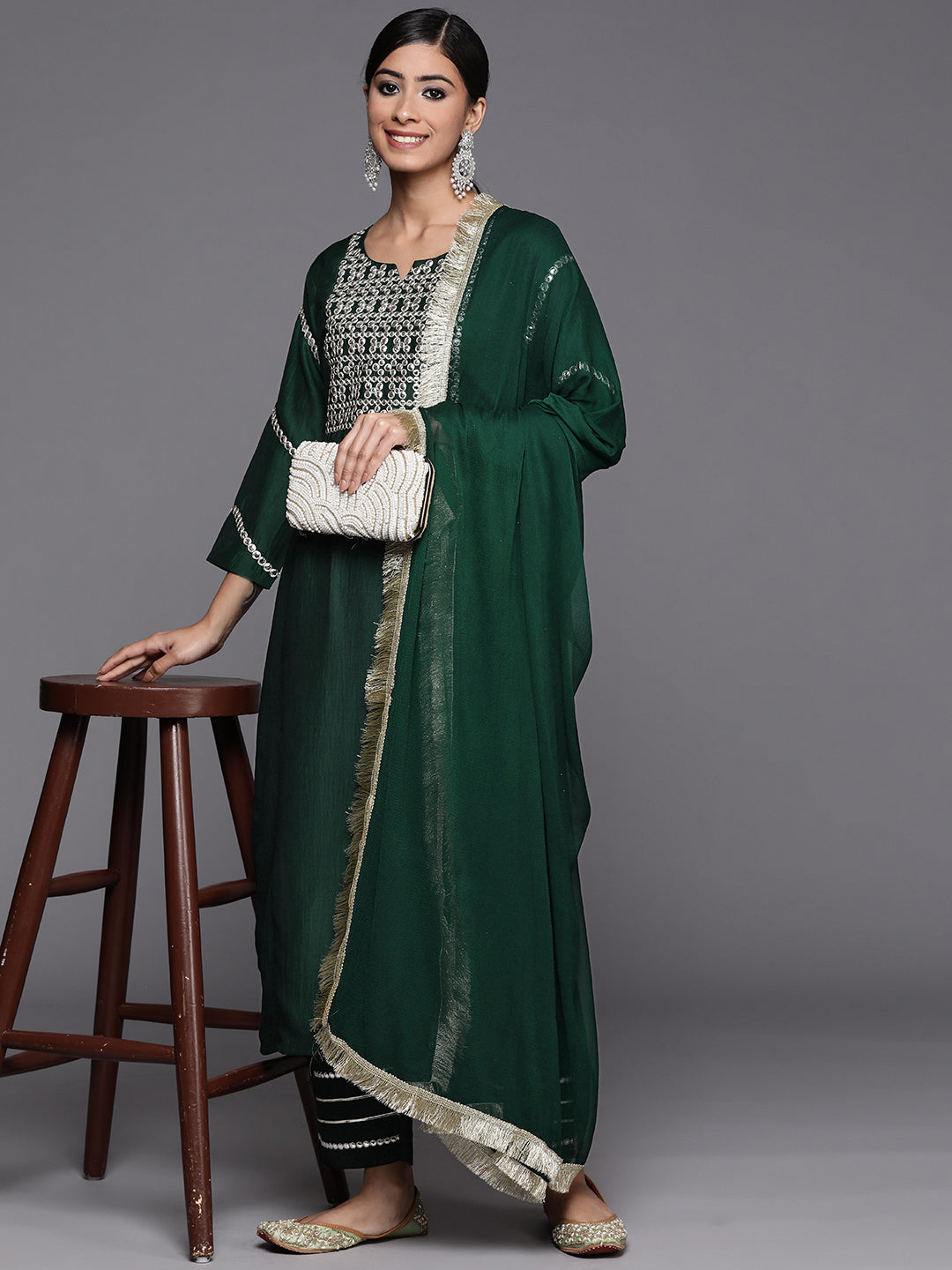Varanga Varaanga Green Embroidered Kurta With Tonal Bottom And Tonal Chiffon Dupatta - Distacart