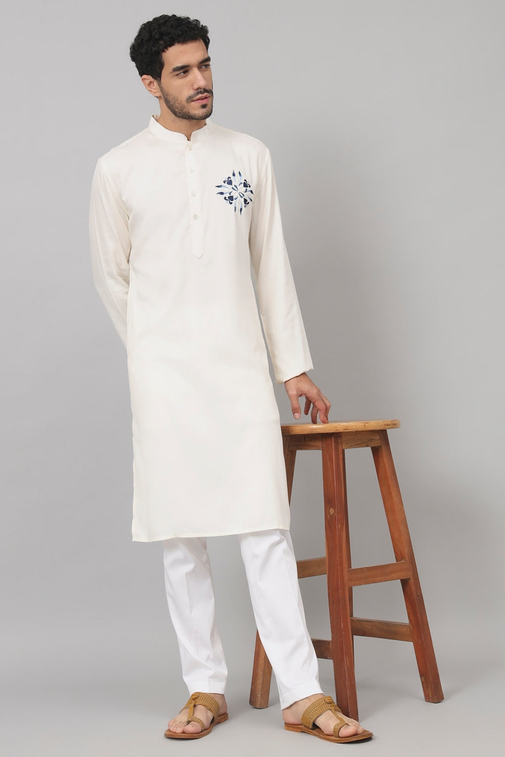 Motif Embroidered Cotton Kurta by Hilo Design