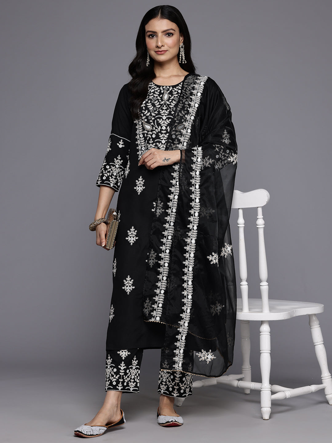 Varanga Women Black Round Neck Thread Embroidered Kurta Paired With Bottom And Dupatta - Distacart