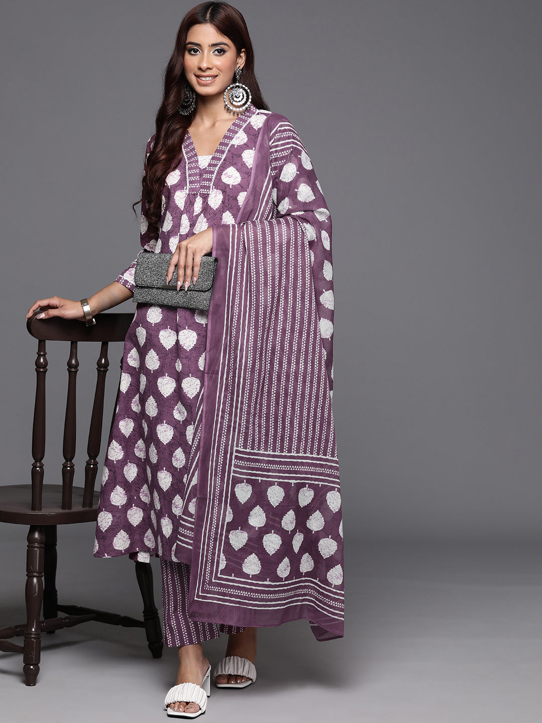 Varanga Women Floral Printed Straight Kurta With Tonal Printed Bottom And Dupatta - Distacart