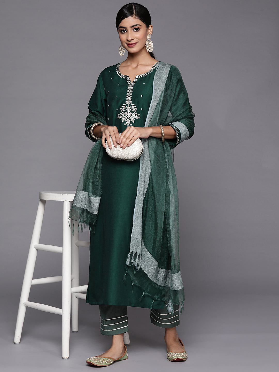 Varanga Green Embroidered Kurta With Contrast Bottom And Dupatta - Distacart