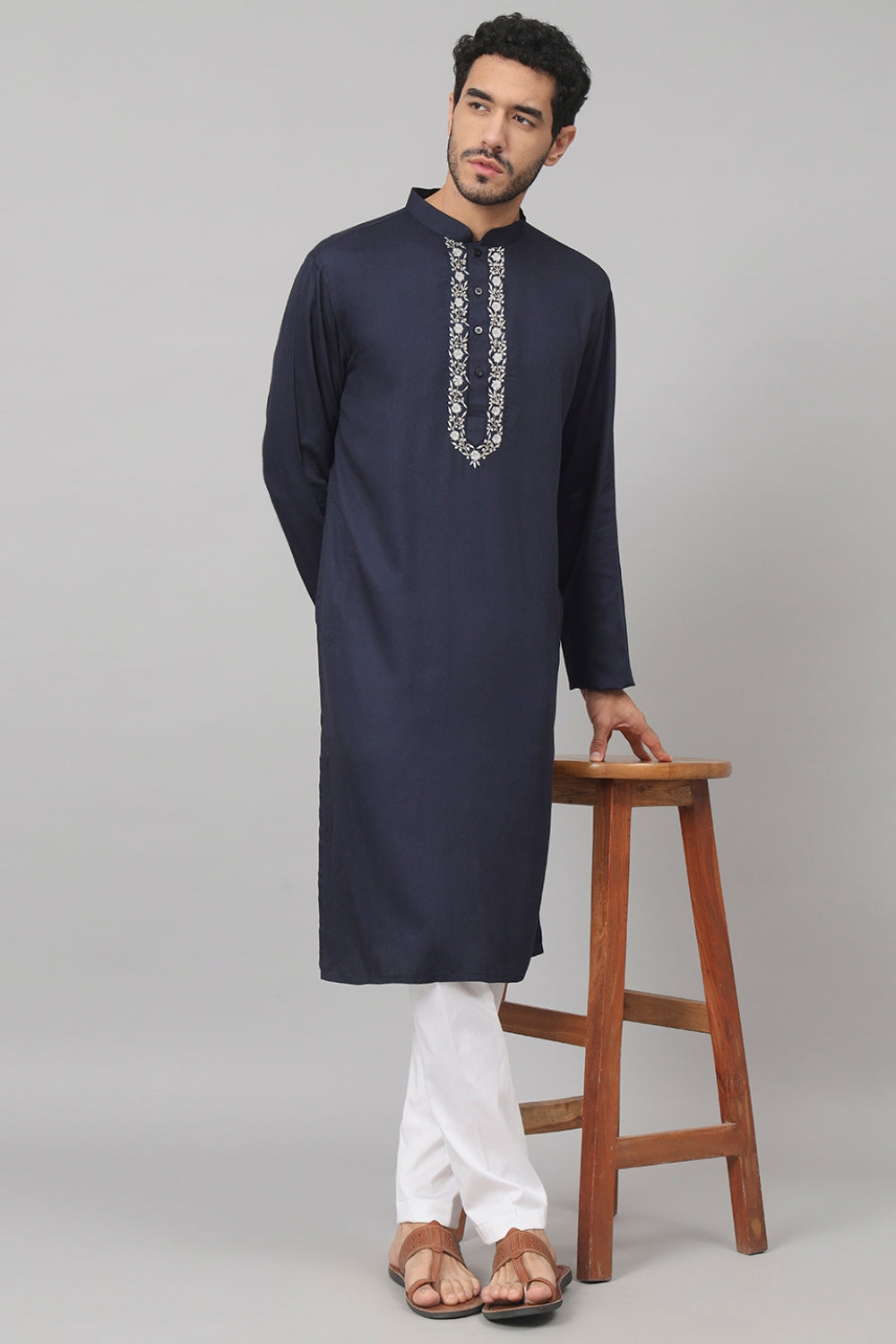 Neckline Embroidered Cotton Kurta by Hilo Design