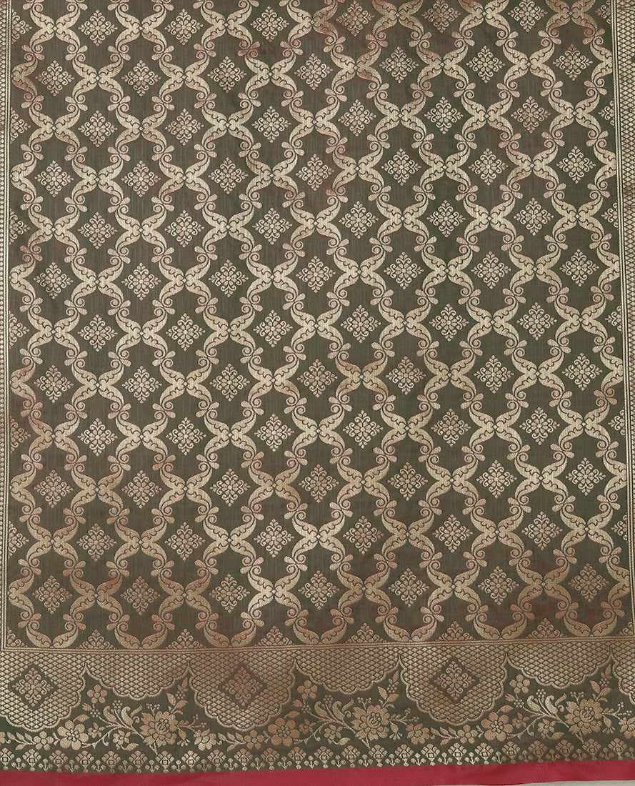 Monjolika Fashion Pink Banarasi Silk Blend SareeWith Zari Woven Rich Brocade Design - Distacart