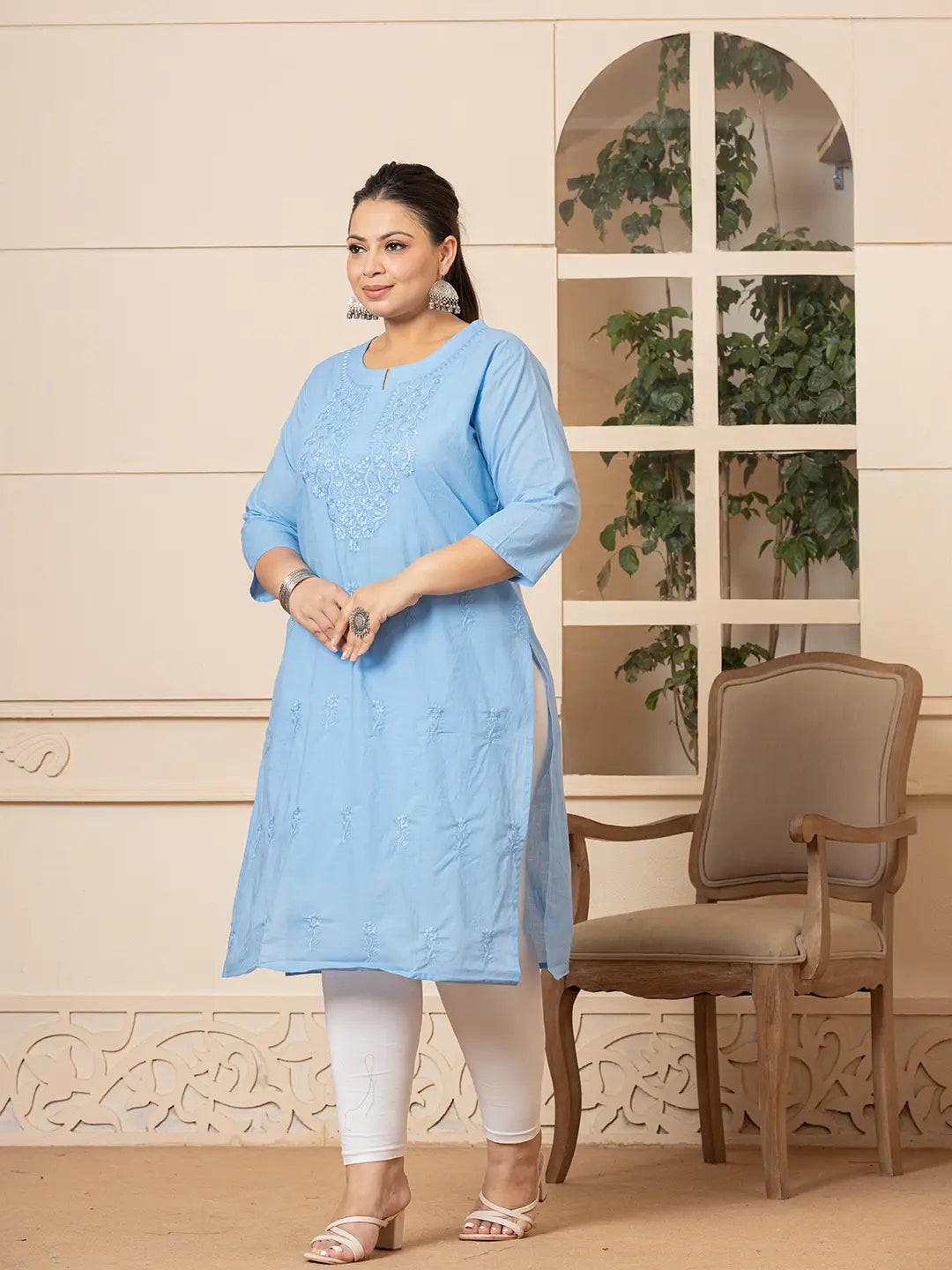 Yufta Women Sky Blue Floral Straight Plus Size Kurta