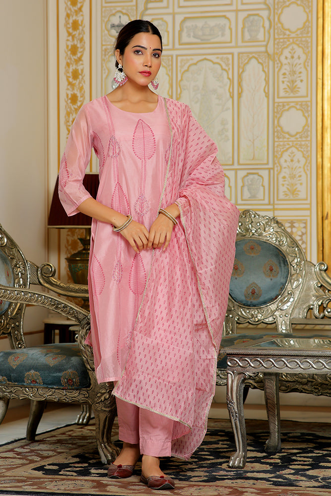 Vaasva Women Pink Chanderi Block Printed Embroidered Kurta Set With Solid Pants & Dupatta - Distacart