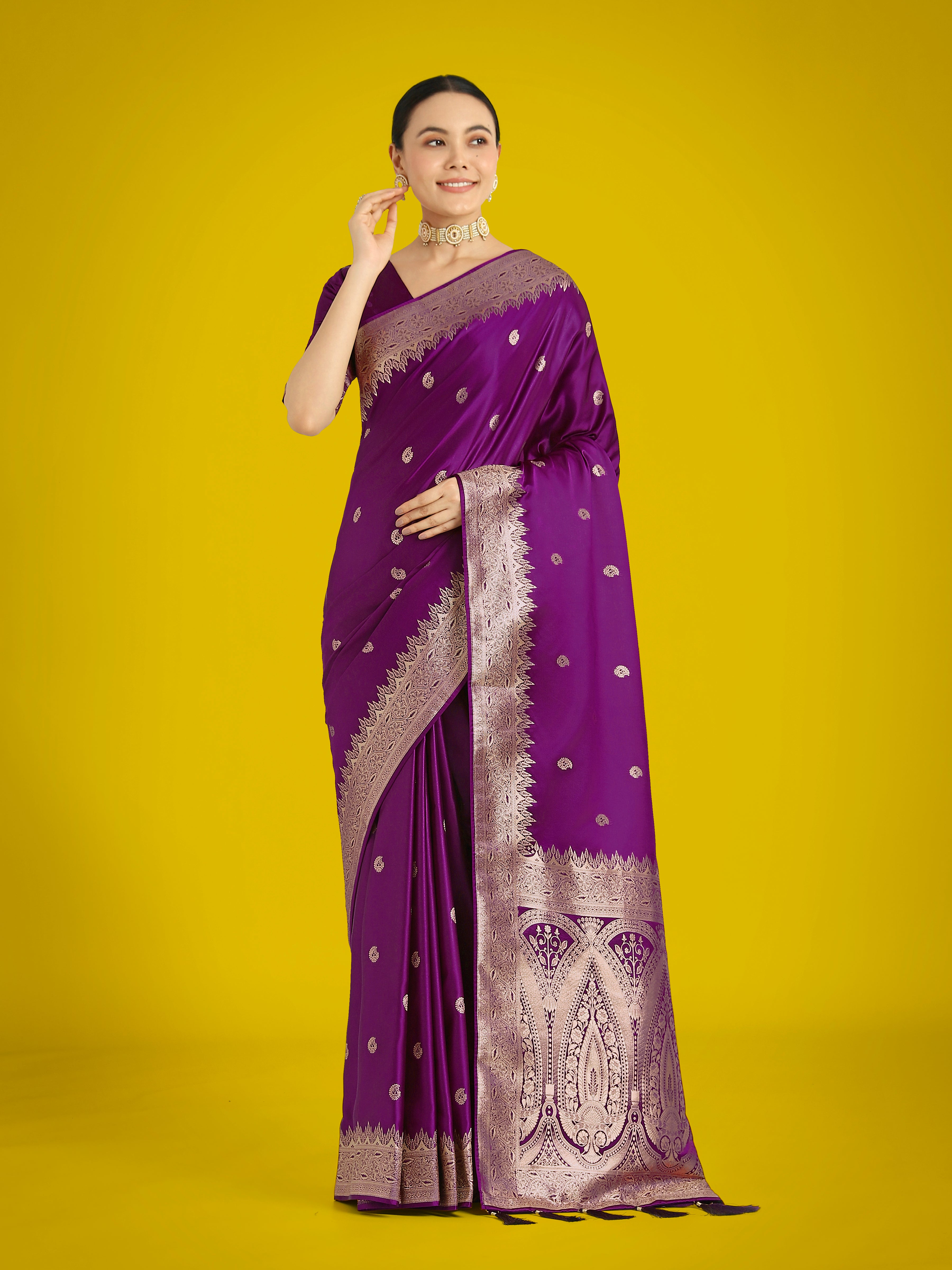 Monjolika Fashion Divine Purple Soft Banarasi Satin Silk Saree With Blouse Piece
