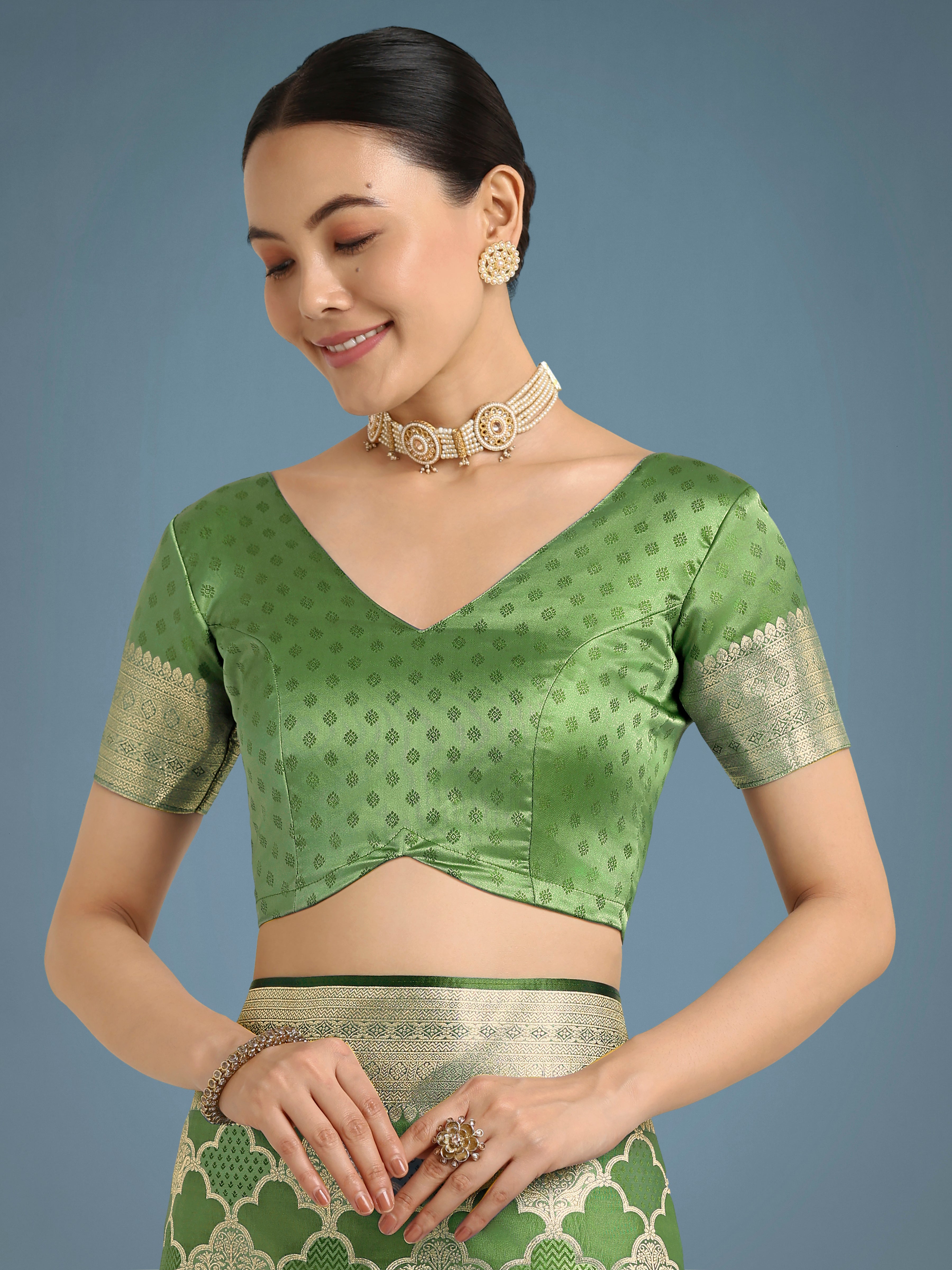 Monjolika Fashion Green Banarasi Satin Silk Saree with Rich Zari Woven Pallu & Blouse Piece