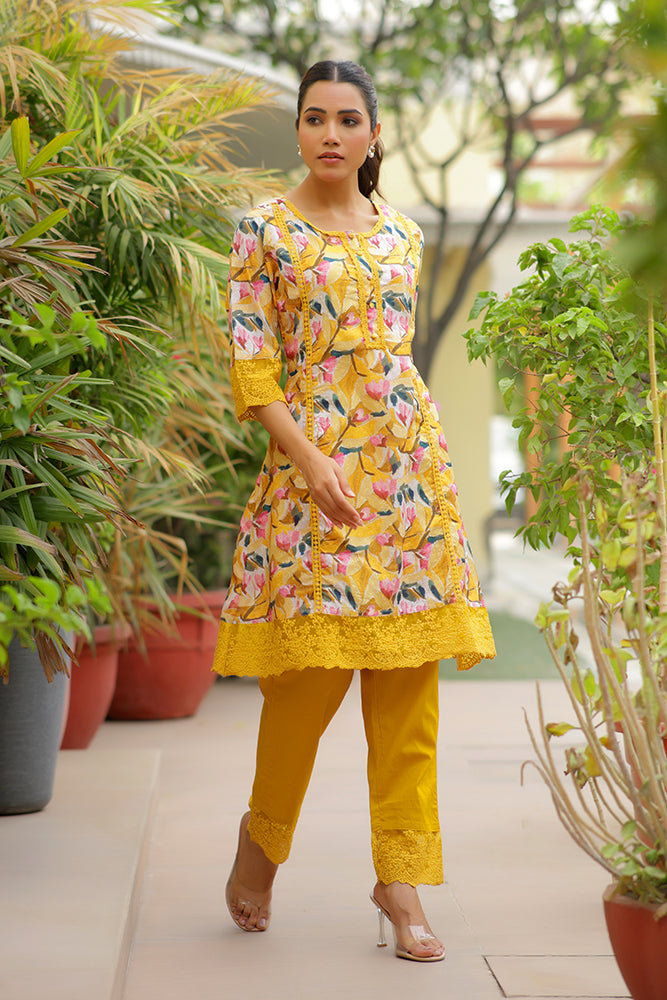 Vaasva Women Yellow Embroidered Printed Kurta Set With Laced Solid Pants - Distacart